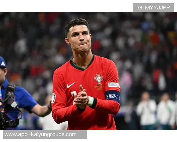 葡萄牙国家队宣布若昂内维斯受伤塔瓦雷斯紧急入选替补阵容