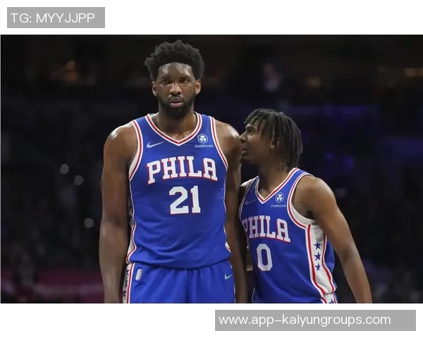 76人揭幕战迎战绿军恩比德确认出战乔治等三人缺席引关注 76人揭幕战迎战绿军恩比德确认出战乔治等三人缺席引关注