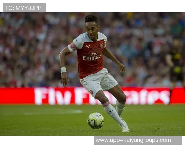 奥巴梅扬大四喜助加蓬保留世界杯希望展现天神风采 奥巴梅扬大四喜助加蓬保留世界杯希望展现天神风采