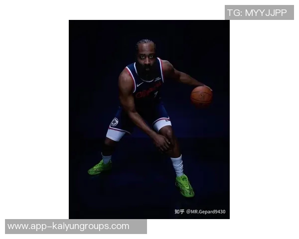 哈登季前赛表现低迷场均仅得6分助攻77次命中率惨淡引发热议