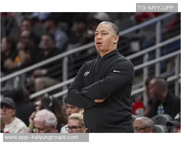 卢指导谈球队深度与经验球员年纪越大更显实力与智慧 卢指导谈球队深度与经验球员年纪越大更显实力与智慧