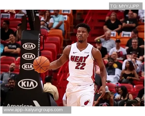 巴特勒半场表现抢眼17分钟内贡献12分2板3助2断展现强大杀伤力 巴特勒半场表现抢眼17分钟内贡献12分2板3助2断展现强大杀伤力