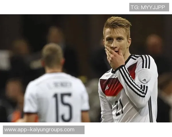 拉斐尔称赞卡塞米罗具备首发实力仍能为球队带来重要贡献