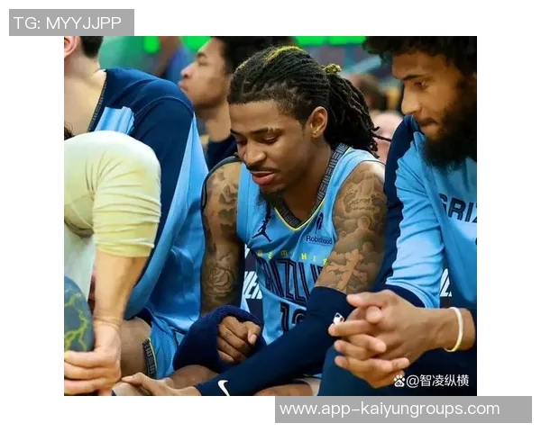 莫兰特昨日砍下35分状态火热明日对阵热火因脚踝酸痛出战成疑 莫兰特昨日砍下35分状态火热明日对阵热火因脚踝酸痛出战成疑