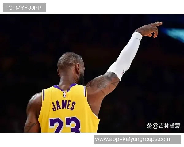 老詹的自律精神训练师布里克利揭秘提前两小时到场的秘密