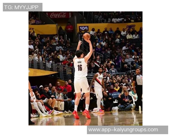 杨瀚森在比赛中速度慢和抢板能力不足问题显现明日出场机会渺茫 杨瀚森在比赛中速度慢和抢板能力不足问题显现明日出场机会渺茫