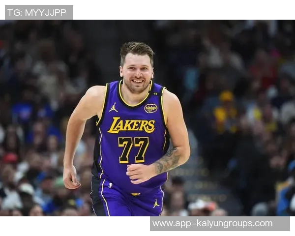 湖人客战猛龙东契奇因个人原因缺阵斯玛特因伤病管理缺席分析