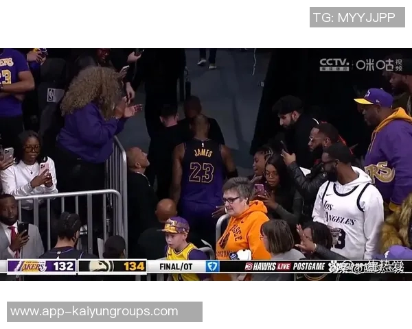 逆境中詹姆斯独揽36分队友失常卡佩拉拼尽全力保住最后尊严