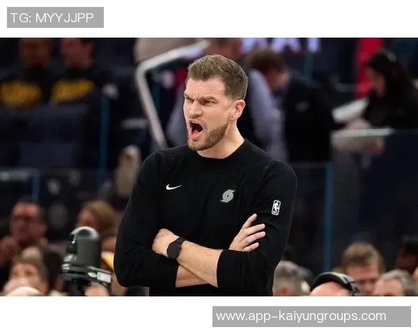 罗威评价斯普利特：低调务实的教练值得信赖愿与之并肩作战